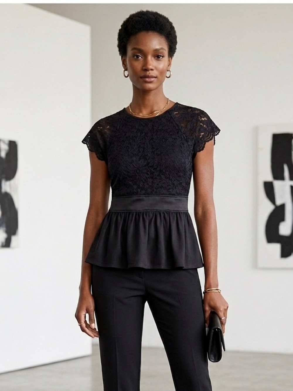 33# Elegant Black Lace Top Woman NWOT